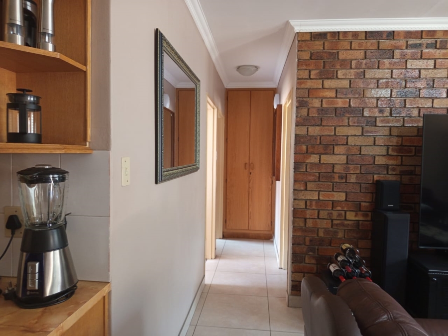 2 Bedroom Property for Sale in Navalsig Free State
